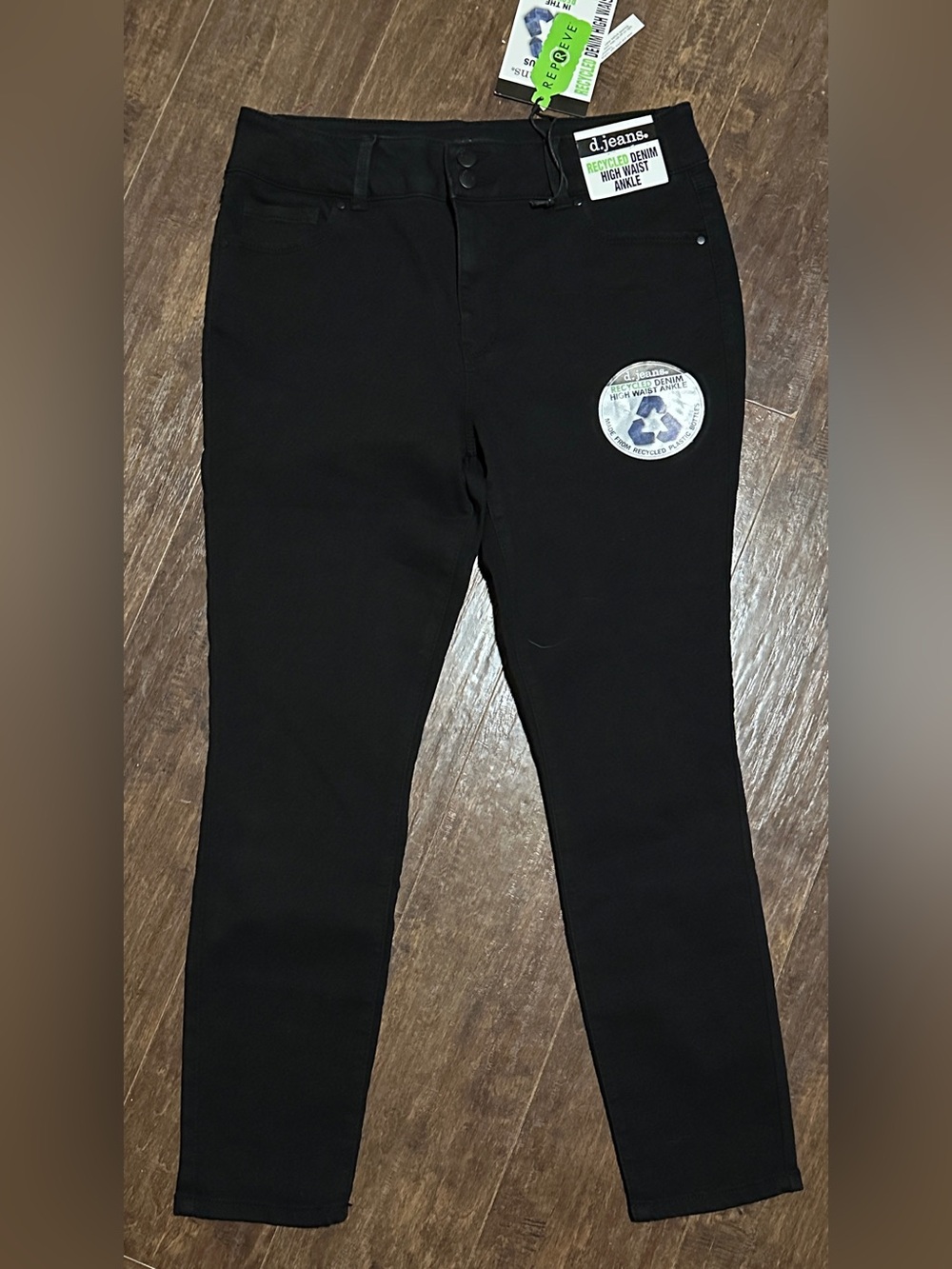 NWT D. Jeans Recycled Denim Black Ankle Jeans 12